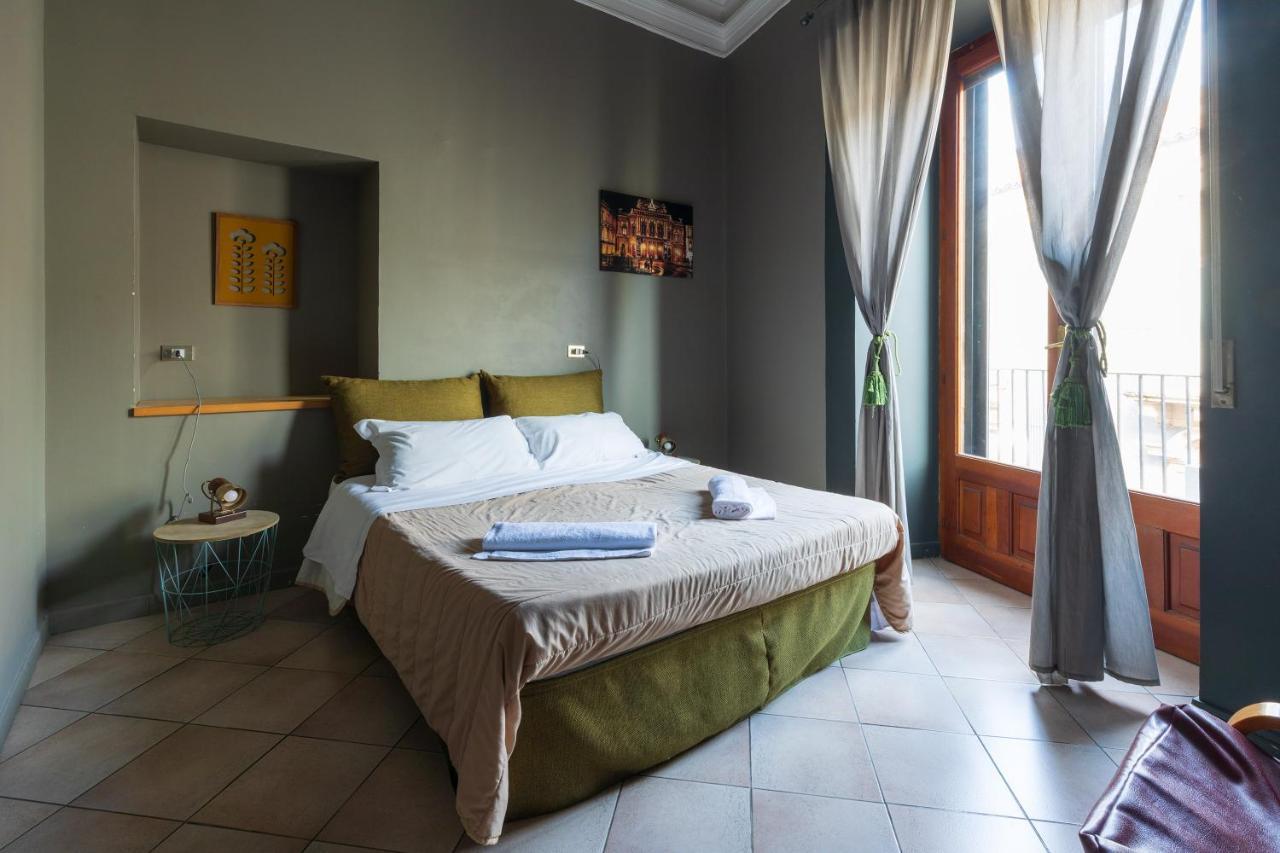 Bed and Breakfast Terrazza Santa Chiara Catania Exterior foto